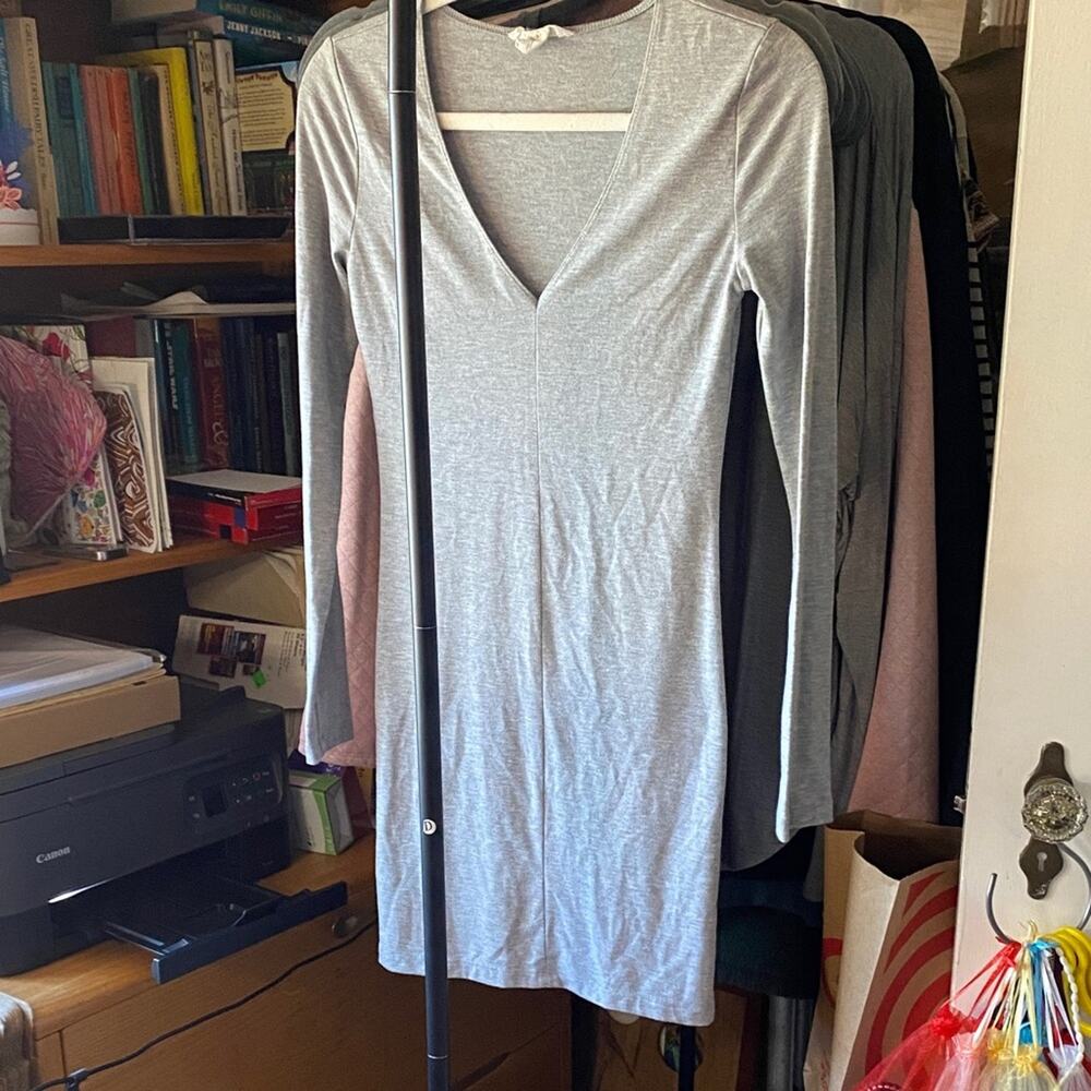 Forever 21 Light Gray Long Sleeve Knit Dress